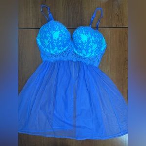 Victoria Secret Chemise 34C